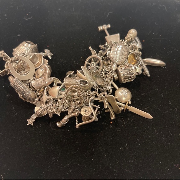 VINTAGE WESTERN NATIVE AMERICANA LOADED CHARM BRACELET 55+ CHARMS STERLING - Picture 9 of 16